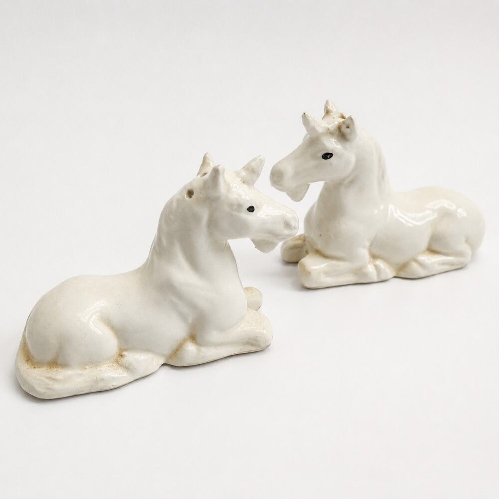 Vntg Collection Salt and Pepper Shaker 2 Unicorn White Glossy Whimsical Fantasy
